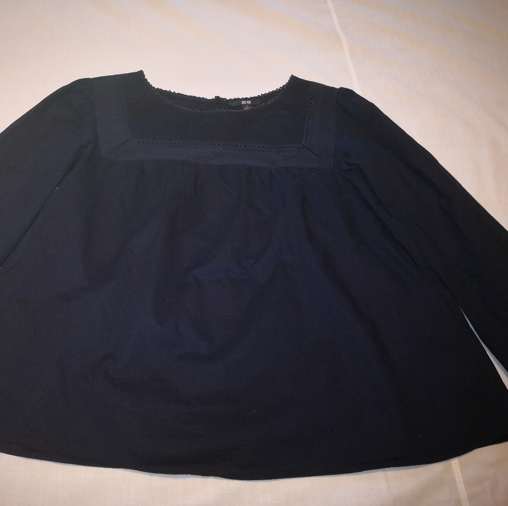 Uniqlo Top